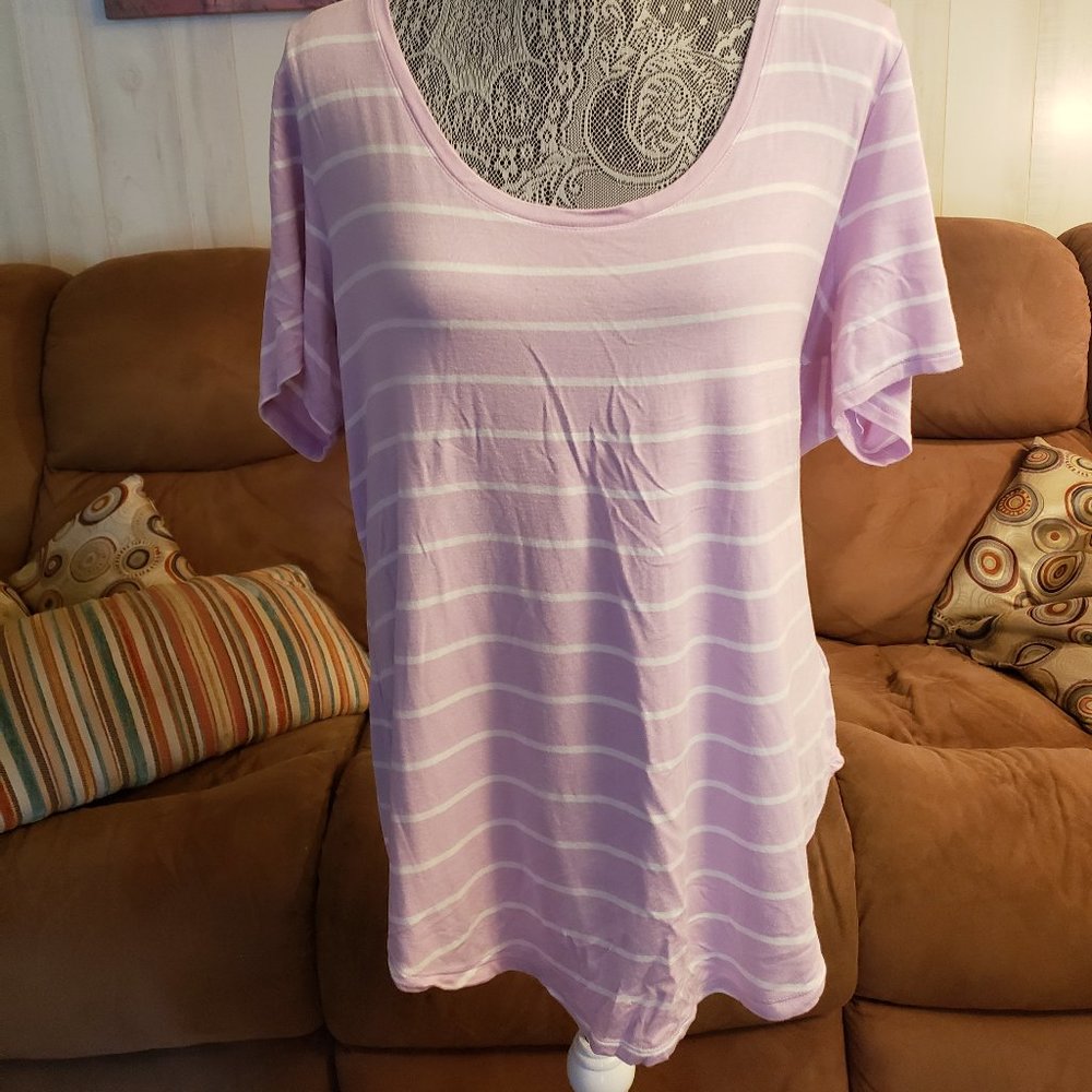 lavender and white stripped tee